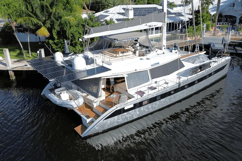 Talon 2011 SUNREEF YACHTS 62 Yacht For Sale in Fort Lauderdale FL