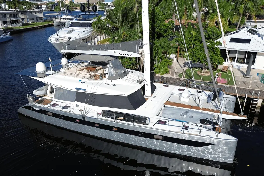 Talon 2011 SUNREEF YACHTS 62 Yacht For Sale in Fort Lauderdale FL