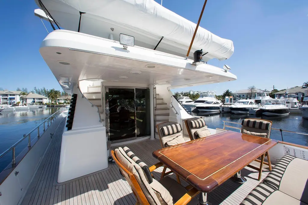 Atlantis 1996 Hershine Benship 87 Yacht For Sale in Hollywood FL Atlantis 1996 Hershine Benship 87 Yacht For Sale in Hollywood FL