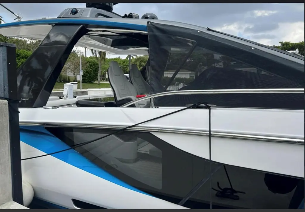 2022 Azimut Verve 42 Yacht For Sale in Aventura FL 2022 Azimut Verve 42 Yacht For Sale in Aventura FL