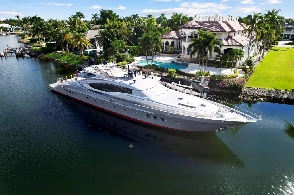 Izumi 2008 Palmer Johnson 124 Sports Cruiser Yacht For Sale in Naples FL Izumi 2008 Palmer Johnson 124 Sports Cruiser Yacht For Sale in Naples FL
