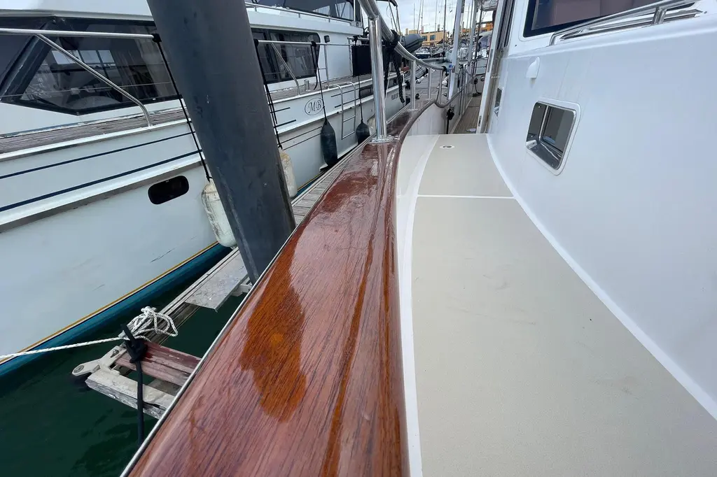 PEPONI II 2008 Grand Banks 47 Heritage EU Yacht For Sale in Lisbon PEPONI II 2008 Grand Banks 47 Heritage EU Yacht For Sale in Lisbon