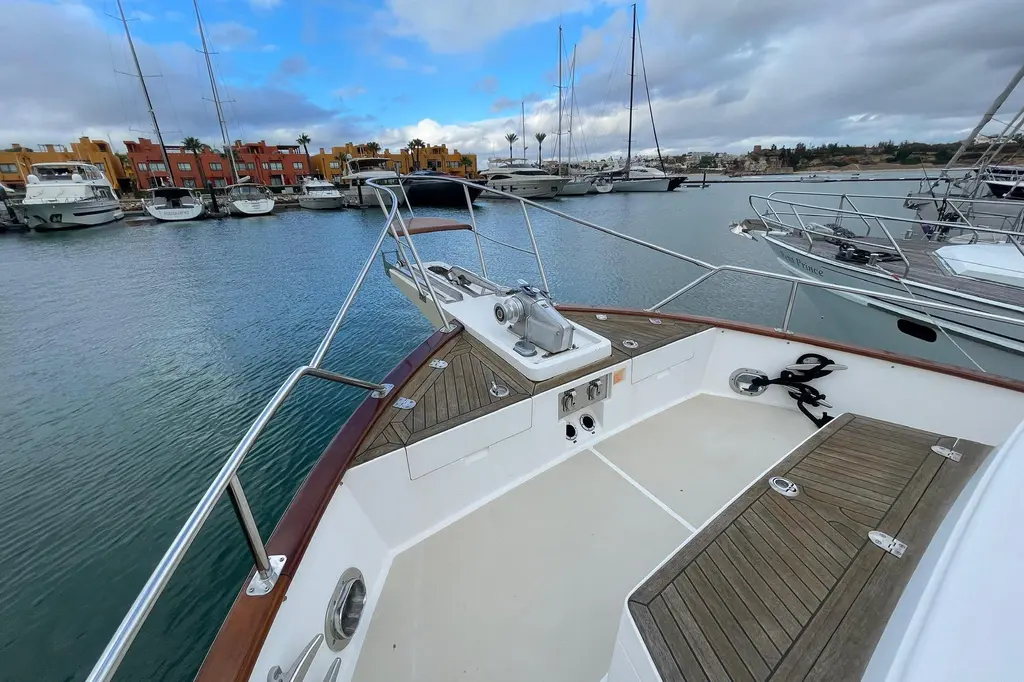 PEPONI II 2008 Grand Banks 47 Heritage EU Yacht For Sale in Lisbon PEPONI II 2008 Grand Banks 47 Heritage EU Yacht For Sale in Lisbon