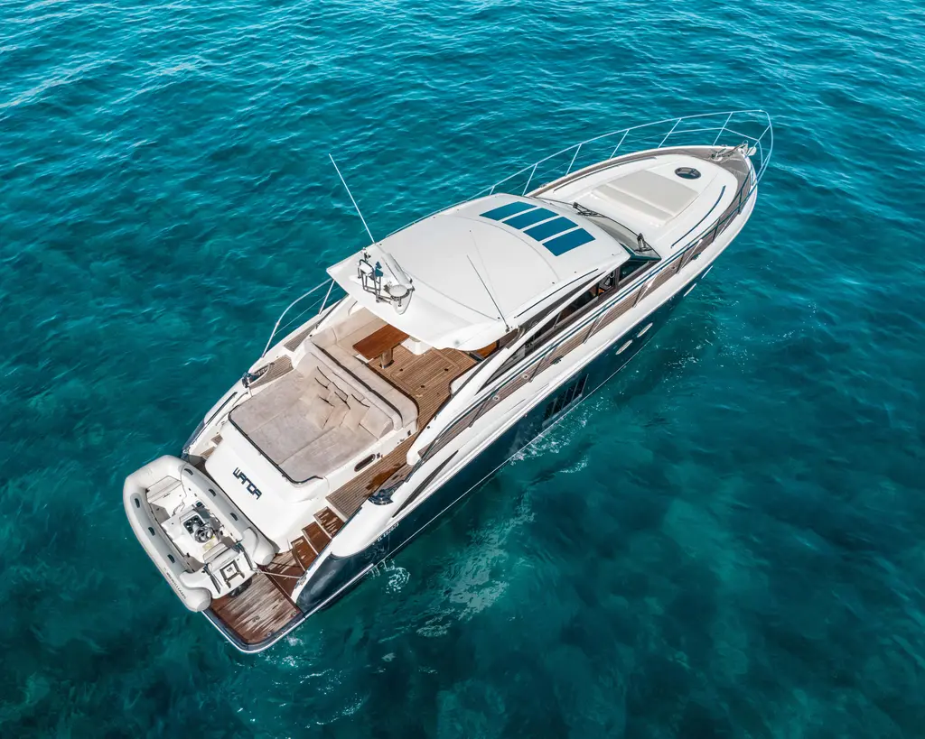 2011 Princess V62 Yacht For Sale in Saint-Tropez 83 2011 Princess V62 Yacht For Sale in Saint-Tropez 83