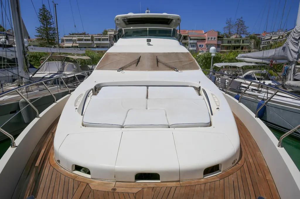 2010 Azimut Fly 78 Yacht For Sale in Glyfada 2010 Azimut Fly 78 Yacht For Sale in Glyfada