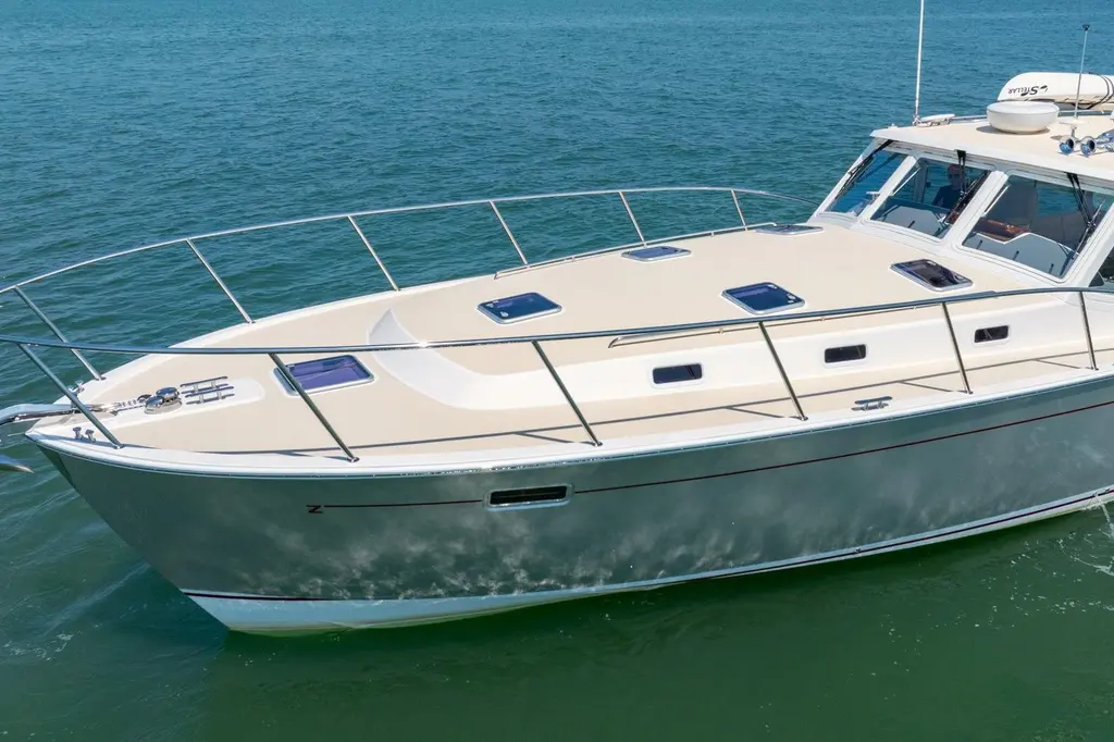 LOLA 2018 MJM Yachts 50z Yacht For Sale in West Palm Beach FL LOLA 2018 MJM Yachts 50z Yacht For Sale in West Palm Beach FL