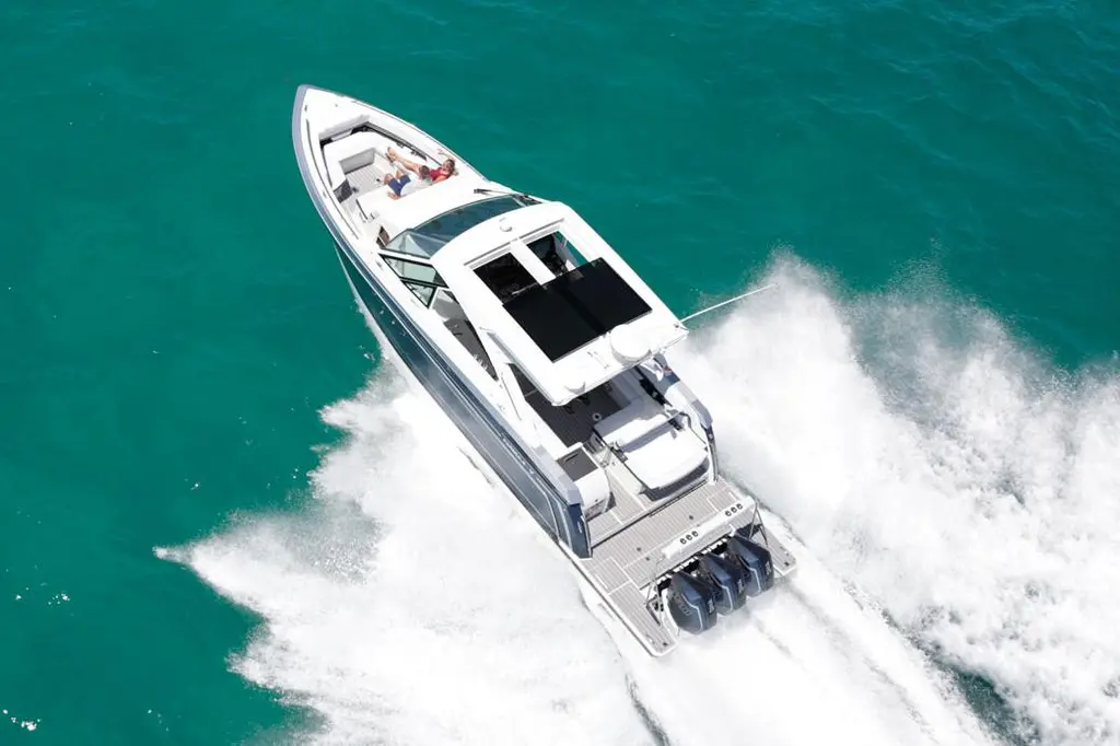 2026 Formula 380 Super Sport Crossover OB Yacht For Sale in Strawn TX 2026 Formula 380 Super Sport Crossover OB Yacht For Sale in Strawn TX