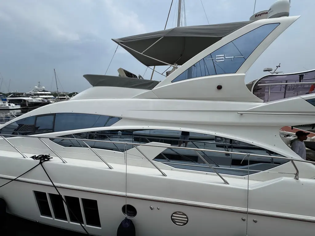 Miss Understood 2015 Azimut 64 Yacht For Sale in Manila Miss Understood 2015 Azimut 64 Yacht For Sale in Manila