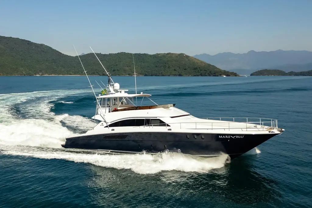 MARE BLU 2008 Power Cat 80 Yacht For Sale in Paraty MARE BLU 2008 Power Cat 80 Yacht For Sale in Paraty