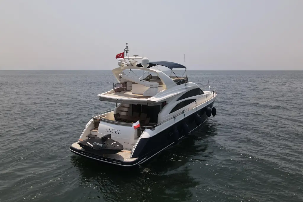 2008 Princess 67 Flybridge Motor Yacht Yacht For Sale in Marmaris 2008 Princess 67 Flybridge Motor Yacht Yacht For Sale in Marmaris
