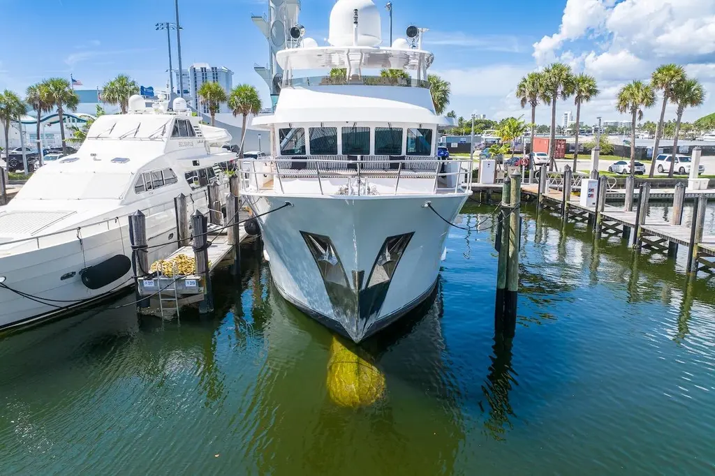 1996 ABD 90 Explorer Yacht For Sale in Fort Lauderdale FL 1996 ABD 90 Explorer Yacht For Sale in Fort Lauderdale FL