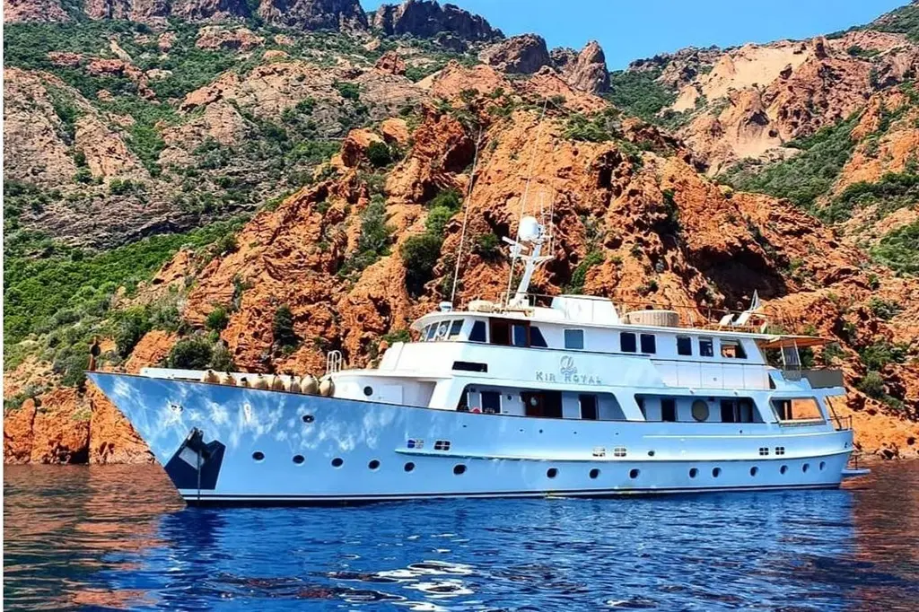 Le Kir Royal 1966 Displacment Yacht For Sale in Eden Island Le Kir Royal 1966 Displacment Yacht For Sale in Eden Island