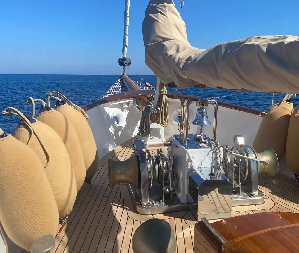 IDUNA 1939 Feadship Classic Sailing Yacht Yacht For Sale in Palma ES-PM IDUNA 1939 Feadship Classic Sailing Yacht Yacht For Sale in Palma ES-PM