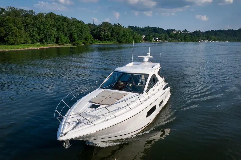2015 Regal 53 Sport Coupe Yacht For Sale in Pittsburgh PA 2015 Regal 53 Sport Coupe Yacht For Sale in Pittsburgh PA