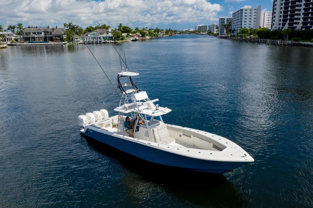 2021 SeaVee 390Z Yacht For Sale in Boca Raton FL 2021 SeaVee 390Z Yacht For Sale in Boca Raton FL