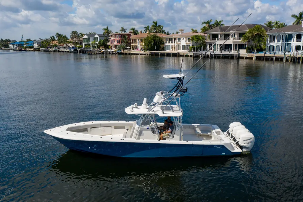 2021 SeaVee 390Z Yacht For Sale in Boca Raton FL 2021 SeaVee 390Z Yacht For Sale in Boca Raton FL