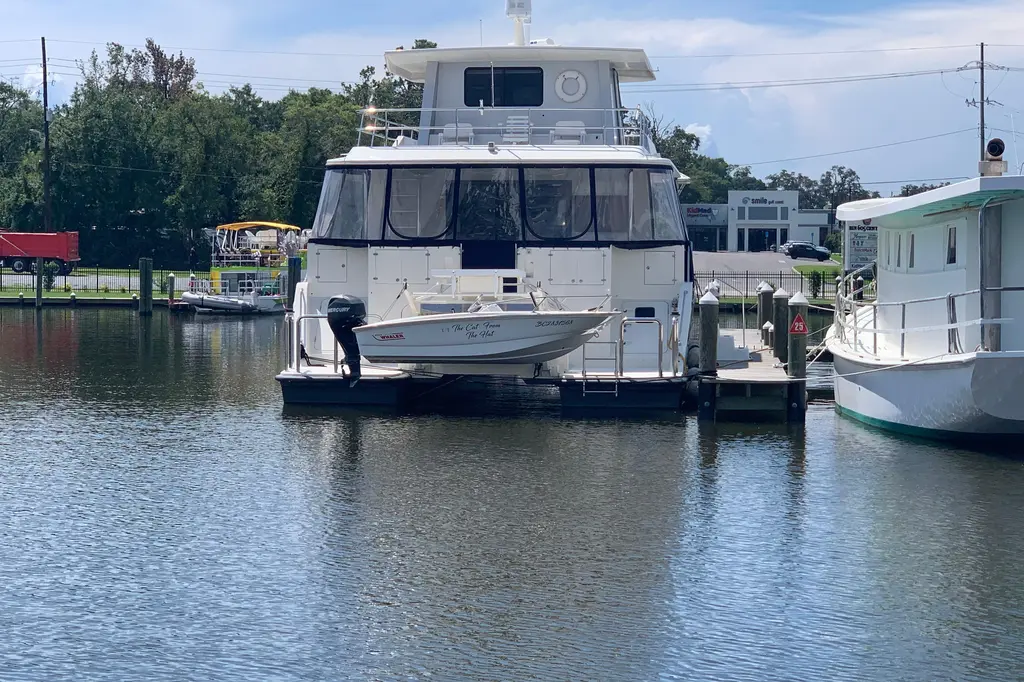 The Cat From the Hat 2005 Wendon 605 Yacht For Sale in Gulfport MS The Cat From the Hat 2005 Wendon 605 Yacht For Sale in Gulfport MS