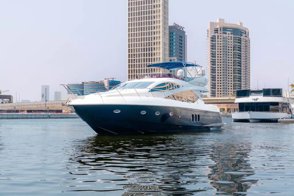 2008 Sunseeker Manhattan 60 Yacht For Sale in Dubai 2008 Sunseeker Manhattan 60 Yacht For Sale in Dubai