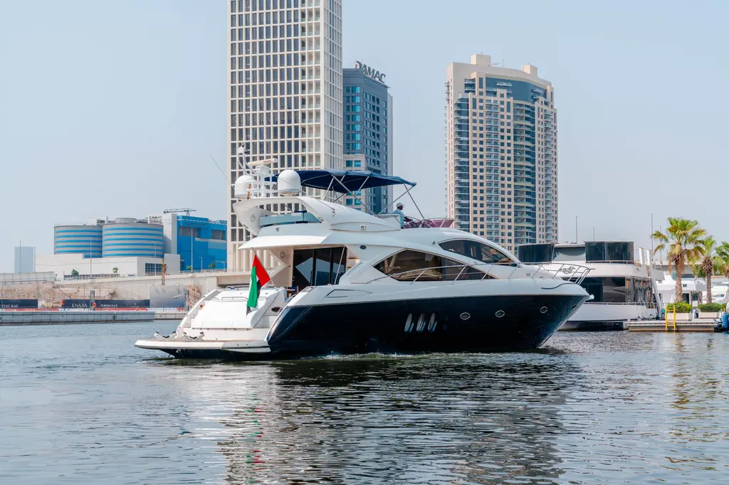 2008 Sunseeker Manhattan 60 Yacht For Sale in Dubai 2008 Sunseeker Manhattan 60 Yacht For Sale in Dubai