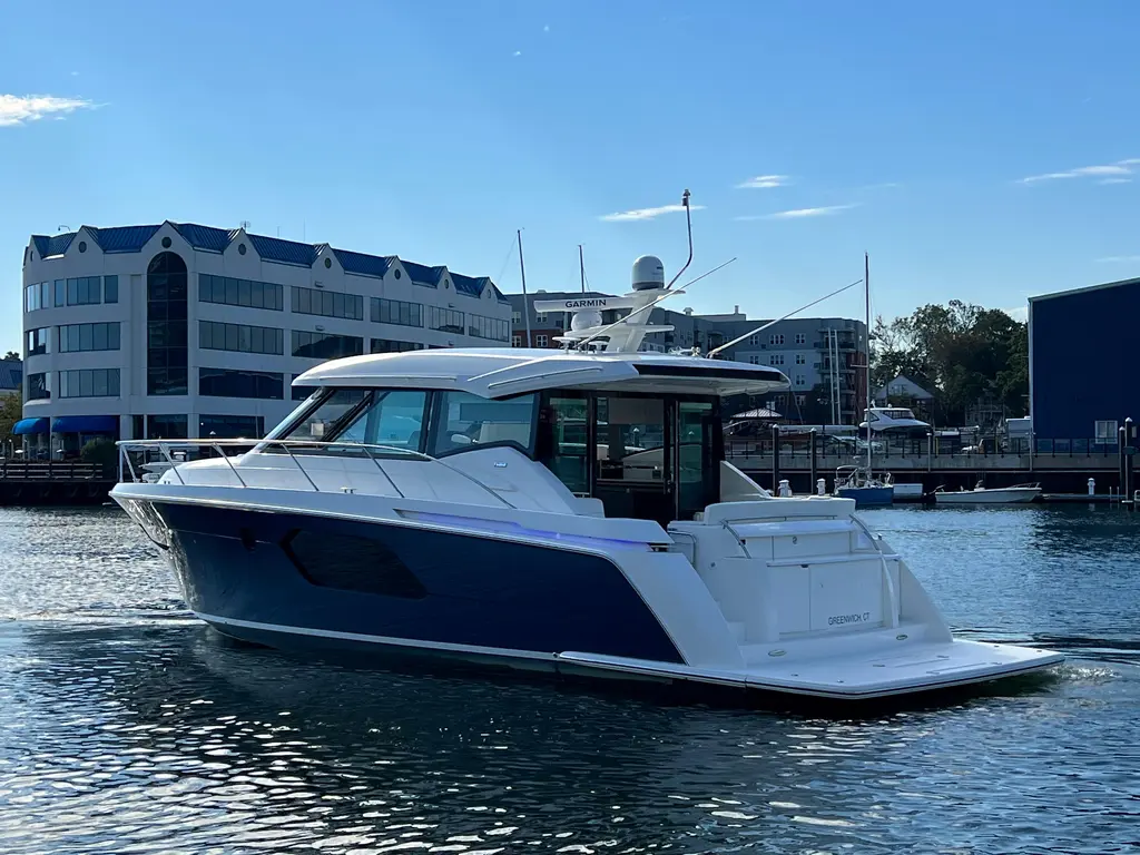 2021 Tiara Yachts C49 Coupe Yacht For Sale in Greenwich CT 2021 Tiara Yachts C49 Coupe Yacht For Sale in Greenwich CT