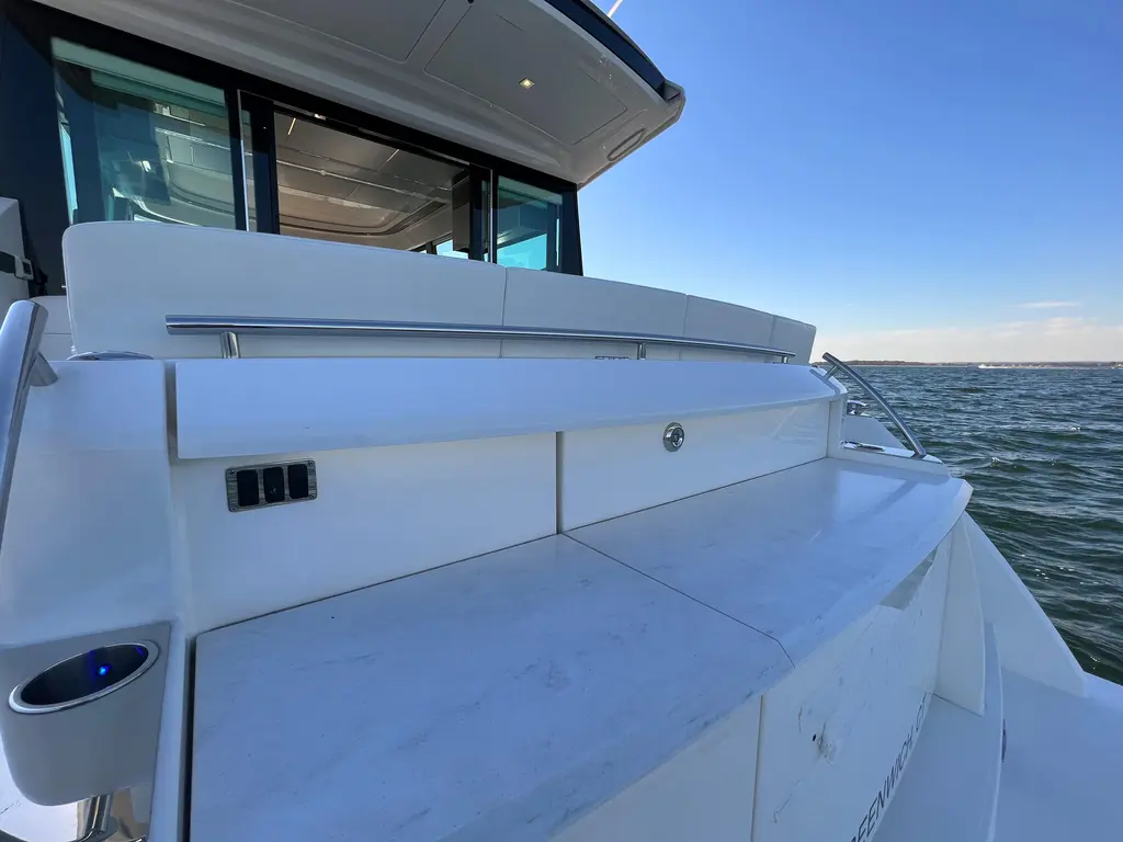 2021 Tiara Yachts C49 Coupe Yacht For Sale in Greenwich CT 2021 Tiara Yachts C49 Coupe Yacht For Sale in Greenwich CT