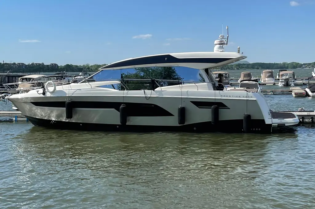  2018 Prestige 520 Yacht For Sale in New York NY