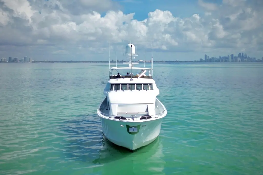 SOUL 2002 Hatteras 92 Cockpit Motor Yacht Yacht For Sale in Miami FL SOUL 2002 Hatteras 92 Cockpit Motor Yacht Yacht For Sale in Miami FL