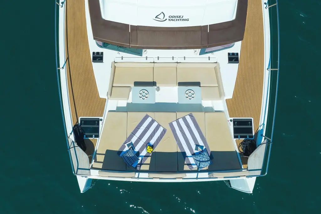 Sierra 2020 Bali 4.3 MY Yacht For Sale in Sukošan Sierra 2020 Bali 4.3 MY Yacht For Sale in Sukošan