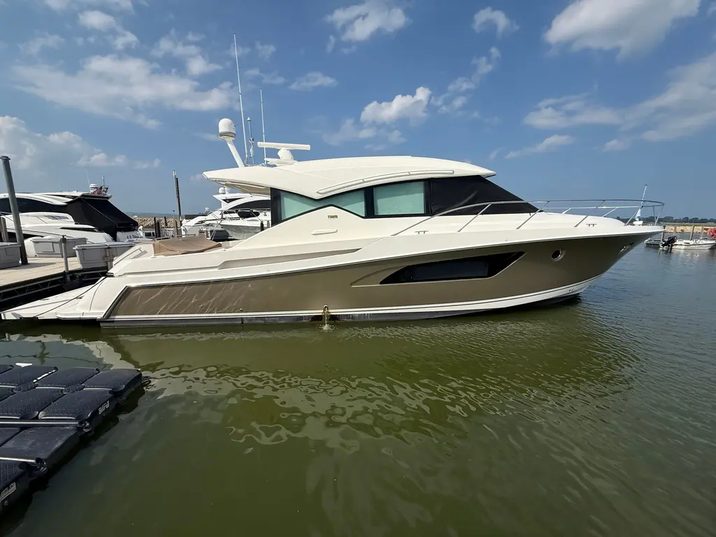 2014 Tiara Yachts 50 Coupe Yacht For Sale in Sandusky OH 2014 Tiara Yachts 50 Coupe Yacht For Sale in Sandusky OH