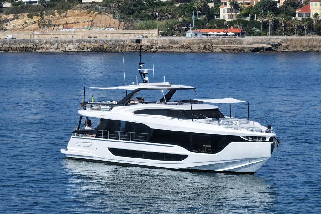 2025 Azimut Grande 26M Yacht For Sale in Cascais 2025 Azimut Grande 26M Yacht For Sale in Cascais