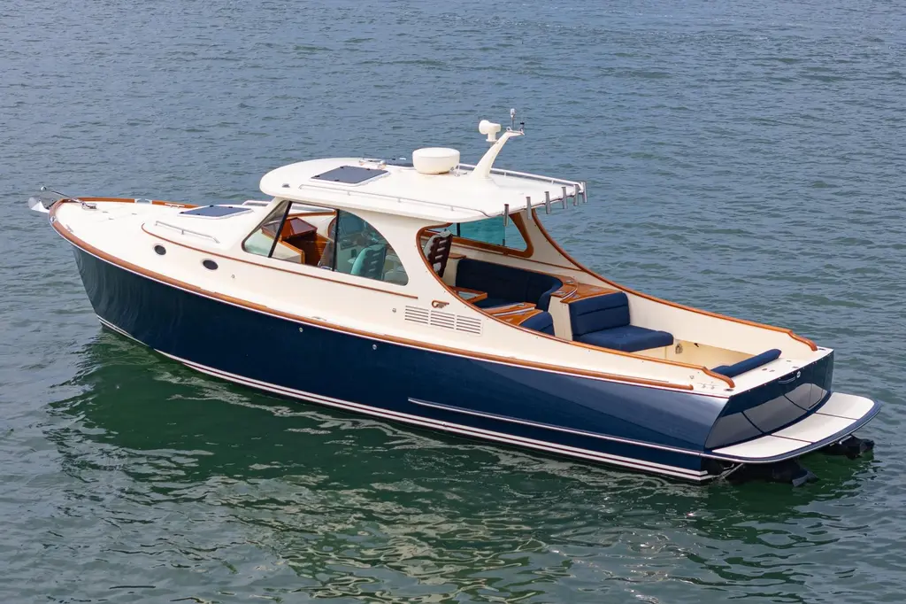 SUGAR MAGNOLIA 2014 Hinckley Talaria 34 Yacht For Sale in Newport Beach CA SUGAR MAGNOLIA 2014 Hinckley Talaria 34 Yacht For Sale in Newport Beach CA