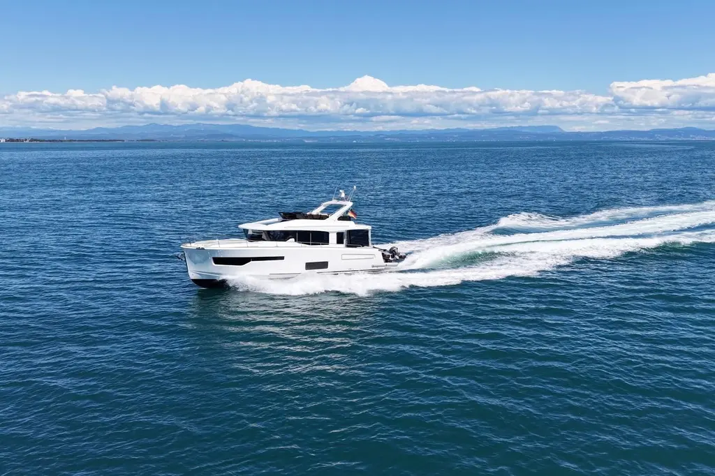 GBTT Ex Lennartz 2025 Nimbus 495 Flybridge Yacht For Sale in Lignano Sabbiadoro IT-UD GBTT Ex Lennartz 2025 Nimbus 495 Flybridge Yacht For Sale in Lignano Sabbiadoro IT-UD