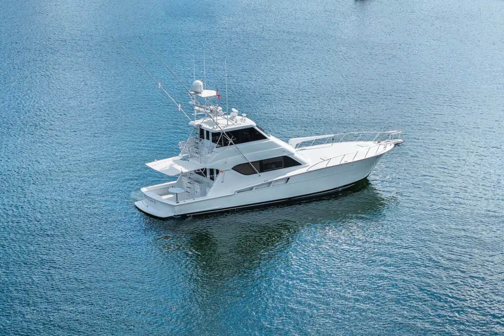 SAND CONTROL 2002 Hatteras 60 Convertible Yacht For Sale in North Miami Beach FL SAND CONTROL 2002 Hatteras 60 Convertible Yacht For Sale in North Miami Beach FL