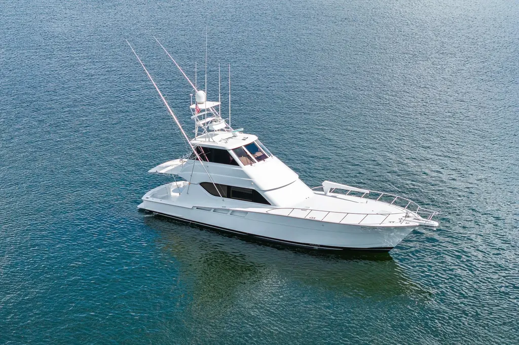 SAND CONTROL 2002 Hatteras 60 Convertible Yacht For Sale in North Miami Beach FL SAND CONTROL 2002 Hatteras 60 Convertible Yacht For Sale in North Miami Beach FL