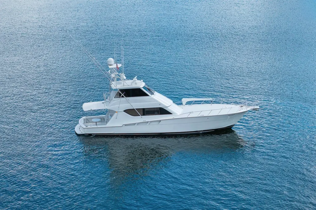 SAND CONTROL 2002 Hatteras 60 Convertible Yacht For Sale in North Miami Beach FL SAND CONTROL 2002 Hatteras 60 Convertible Yacht For Sale in North Miami Beach FL