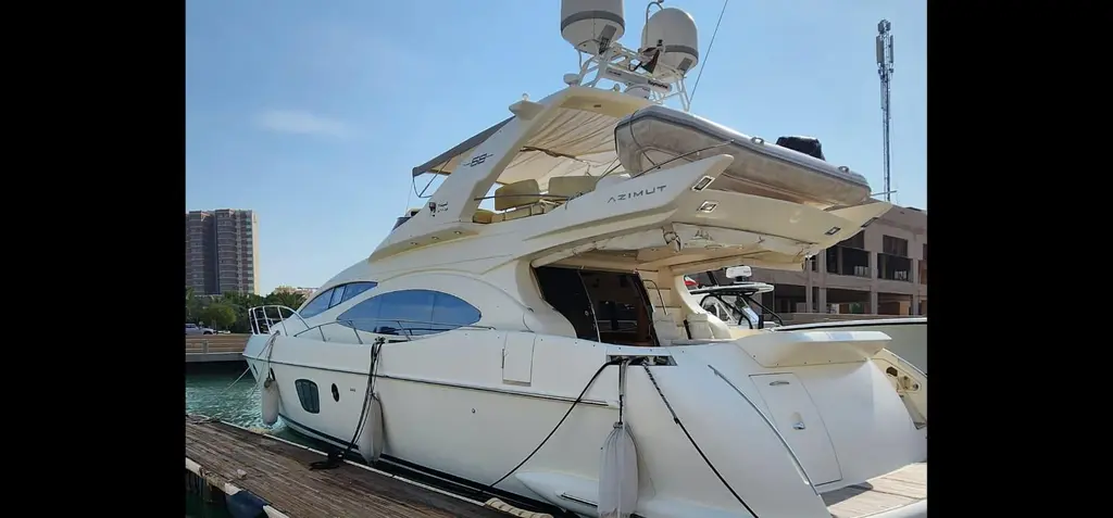 2006 Azimut 68E Yacht For Sale in Kuwait City 2006 Azimut 68E Yacht For Sale in Kuwait City