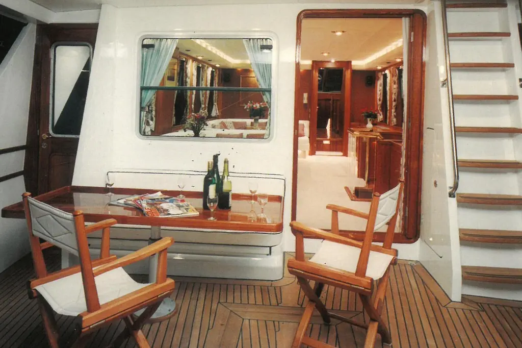Rex Aquila 1988 Lowland TSMY Yacht For Sale in Antibes Rex Aquila 1988 Lowland TSMY Yacht For Sale in Antibes