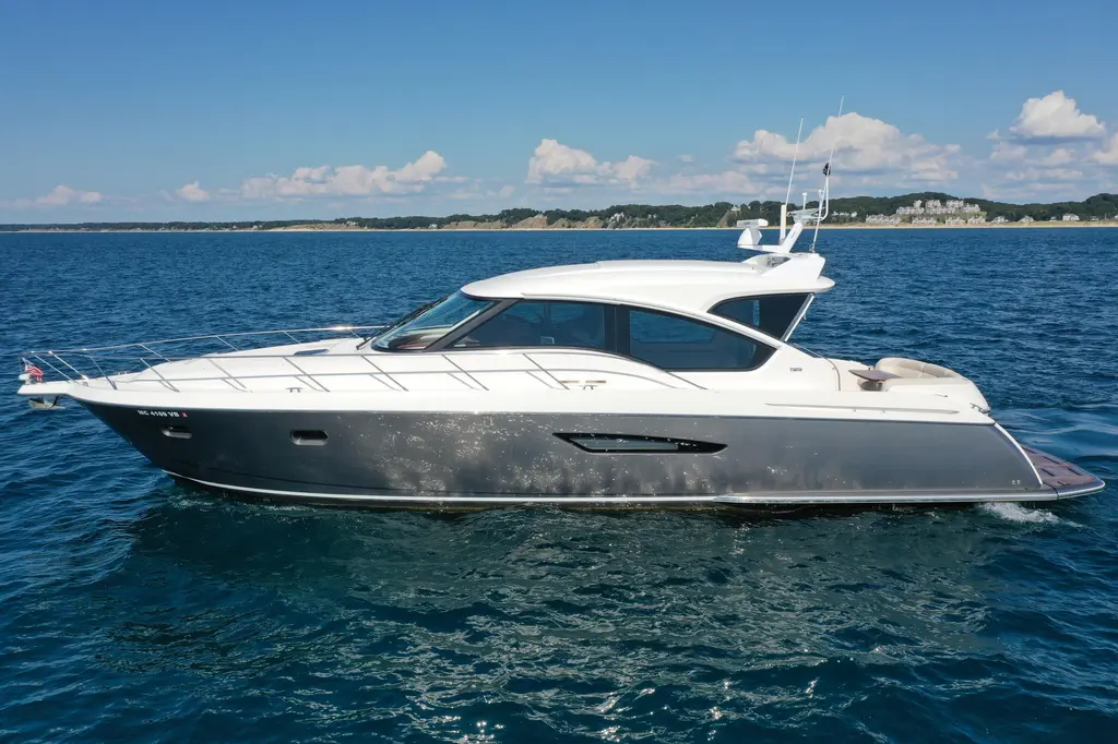 2014 Tiara Yachts 5800 Sovran Yacht For Sale in Holland MI 2014 Tiara Yachts 5800 Sovran Yacht For Sale in Holland MI