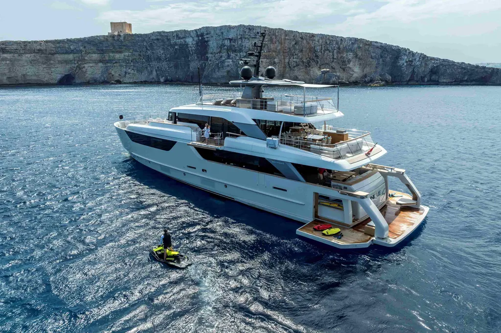 UNIQUE S 2024 Sanlorenzo SD118 Yacht For Sale in Imperia IT-IM UNIQUE S 2024 Sanlorenzo SD118 Yacht For Sale in Imperia IT-IM