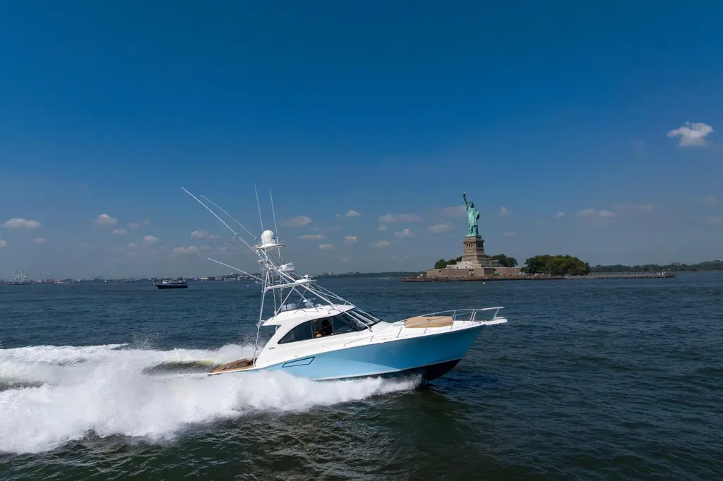 2012 Cabo Yachts 44 Hardtop Express Yacht For Sale in Jersey City NJ 2012 Cabo Yachts 44 Hardtop Express Yacht For Sale in Jersey City NJ