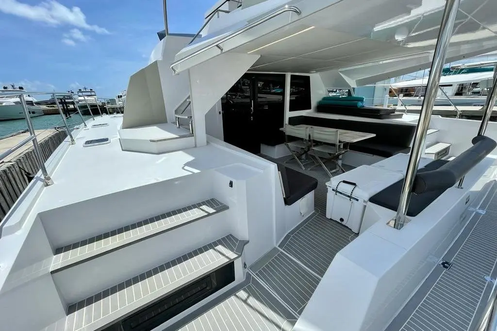 Preciosa 2019 Nautitech 47 Power Yacht For Sale in Fajardo 