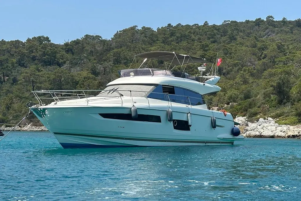 LT 2016 Prestige 550 Yacht For Sale in Bodrum LT 2016 Prestige 550 Yacht For Sale in Bodrum