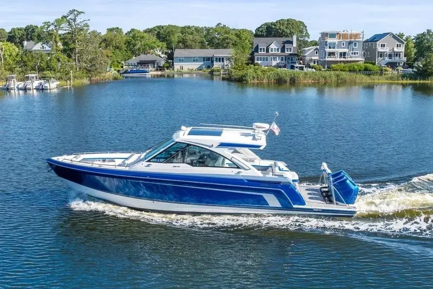 2024 Formula 380 Super Sport Crossover OB Yacht For Sale in Brick NJ 2024 Formula 380 Super Sport Crossover OB Yacht For Sale in Brick NJ