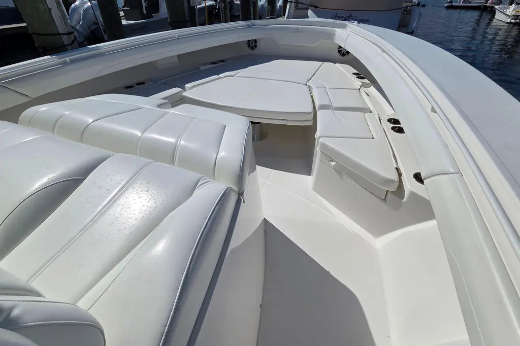 2022 Regulator 37 Yacht For Sale in Osterville MA 2022 Regulator 37 Yacht For Sale in Osterville MA