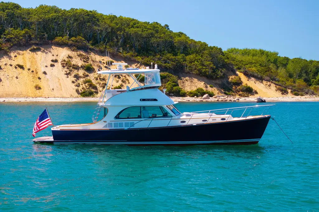BAREFOOT 2014 Hinckley Talaria 48 Flybridge Yacht For Sale in Sag Harbor NY BAREFOOT 2014 Hinckley Talaria 48 Flybridge Yacht For Sale in Sag Harbor NY