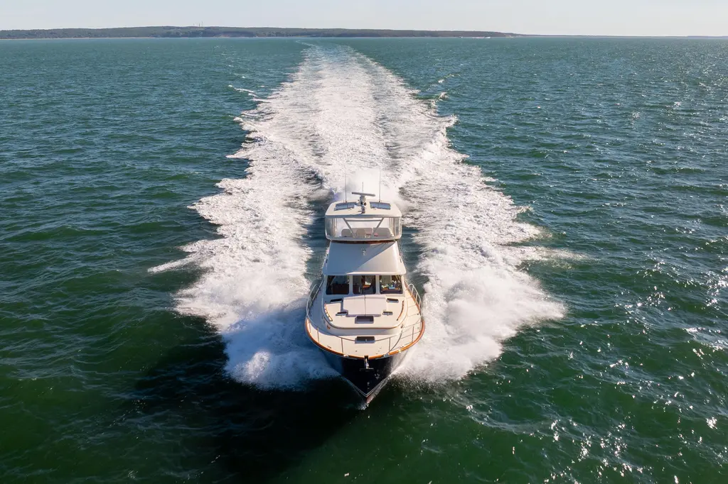 BAREFOOT 2014 Hinckley Talaria 48 Flybridge Yacht For Sale in Sag Harbor NY BAREFOOT 2014 Hinckley Talaria 48 Flybridge Yacht For Sale in Sag Harbor NY
