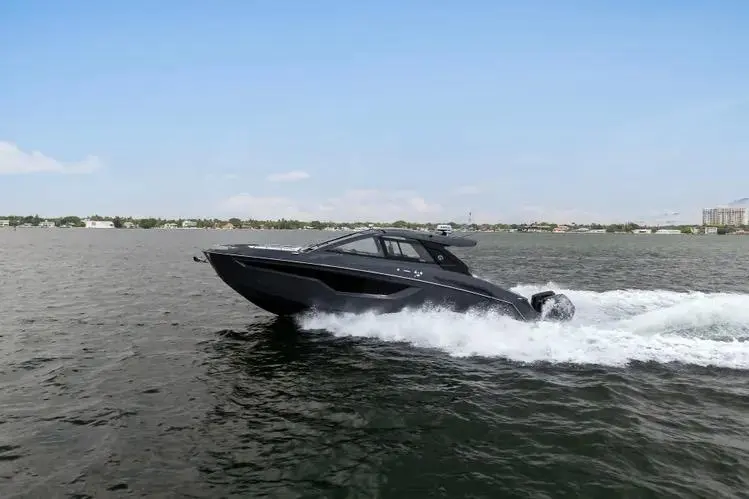 2023 Cruisers Yachts 42 GLS OB Yacht For Sale in Miami FL 2023 Cruisers Yachts 42 GLS OB Yacht For Sale in Miami FL