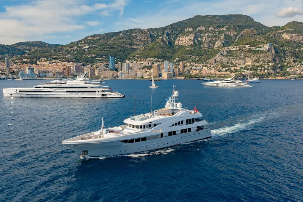 LATITUDE 2009 Expedition Tri-Deck Yacht For Sale in Viareggio IT-LU LATITUDE 2009 Expedition Tri-Deck Yacht For Sale in Viareggio IT-LU