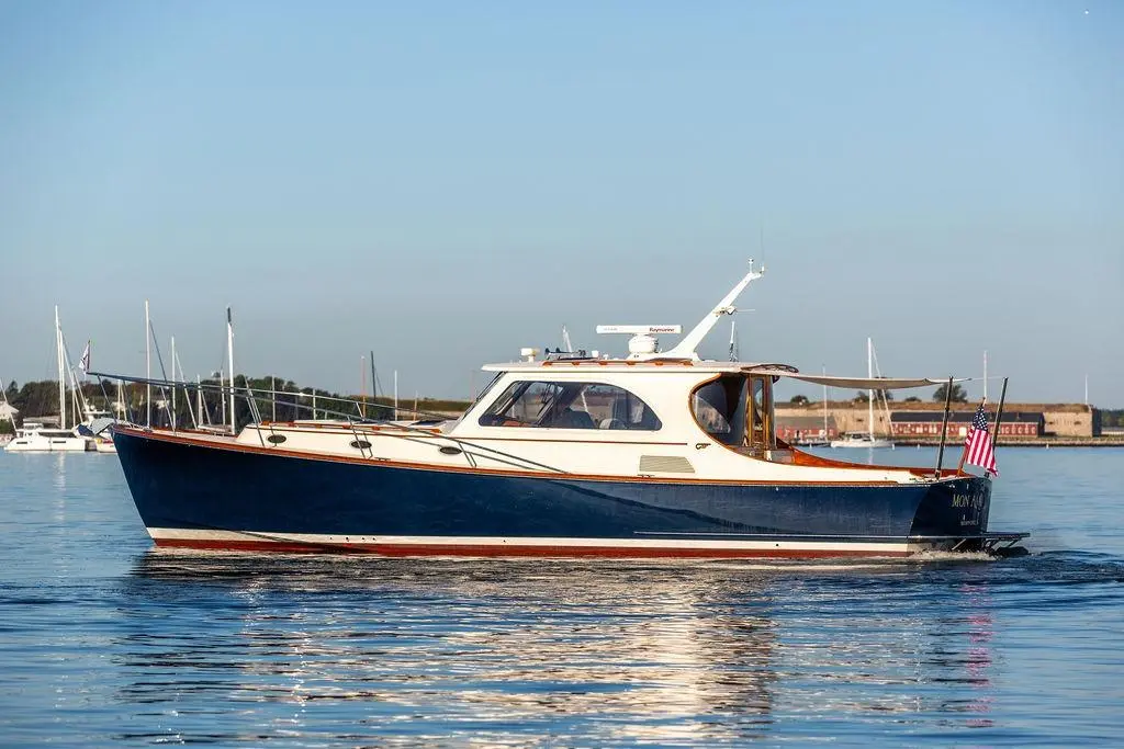 MON AMOUR 2005 Hinckley Talaria 44 Yacht For Sale in Portsmouth RI MON AMOUR 2005 Hinckley Talaria 44 Yacht For Sale in Portsmouth RI
