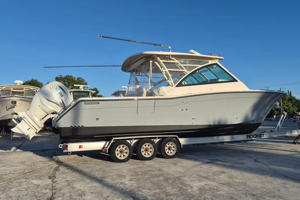 335-712 USED 2021 Grady-White Freedom 375 Yacht For Sale in West Palm Beach FL 335-712 USED 2021 Grady-White Freedom 375 Yacht For Sale in West Palm Beach FL